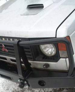 F4X4 - VOORBUMPER MITSUBISHI PAJERO I 82-91